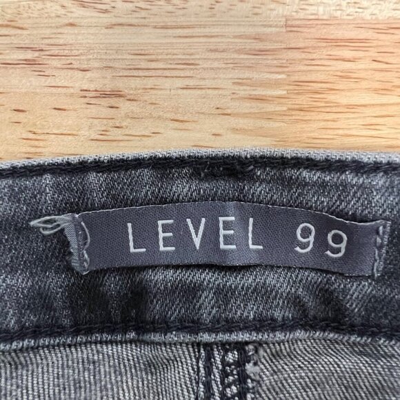 Level 99 Snake Print Gray Skinny Jeans Mid Rise Size 27 Waist - Picture 8 of 9